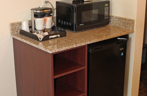 Lamoni Hotel | Cobblestone Inn & Suites - Lamoni