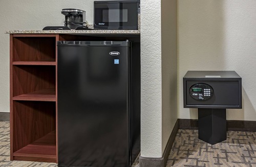 Lamoni Hotel | Cobblestone Inn & Suites - Lamoni