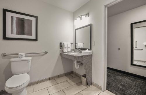 Boise City Hotel | Cobblestone Inn & Suites - Boise City