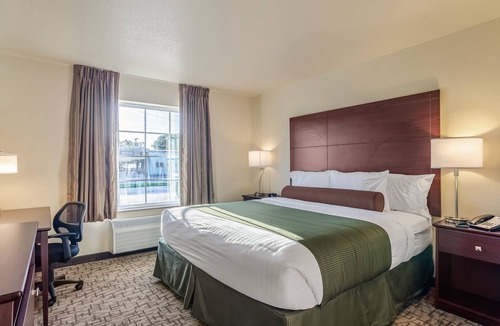 Bridgeport Hotel | Cobblestone Inn & Suites - Bridgeport