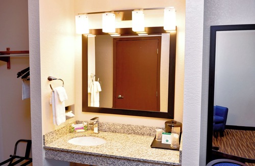 Monticello Hotel | Cobblestone Inn & Suites - Monticello