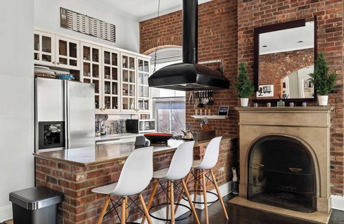 Ukrainian Village Apartment | Cobblestone Manor by Rove Travel | PH w/Outdoor Spaces