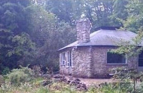 Lion's Head Cottage | Cobblestone: Natures Little HavennBruce Peninsula Permit Number STA-2025-343