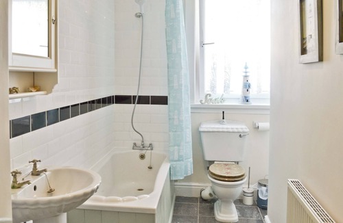 Flamborough Cottage | Coble Cottage - 28317