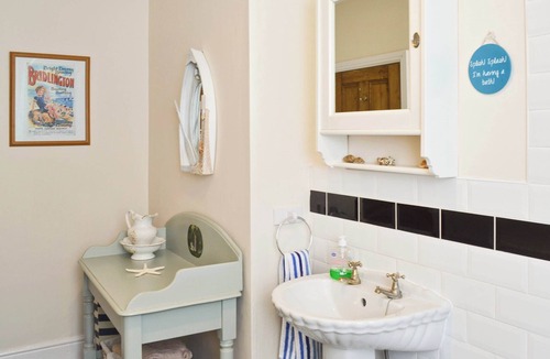 Flamborough Cottage | Coble Cottage - 28317