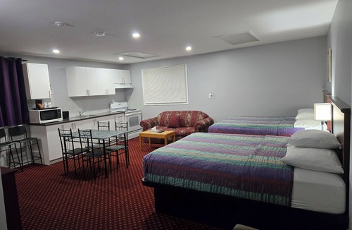 Cobourg Hotel | Cobourg Inn