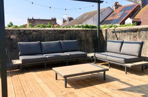 Calais Apartment | COC - La Maison Des Secrets