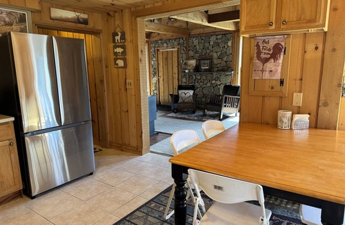 Davenport House | Coccochip - Private country setting, great for a large group.