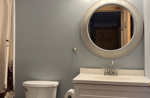 Davenport House | Coccochip - Private country setting, great for a large group.