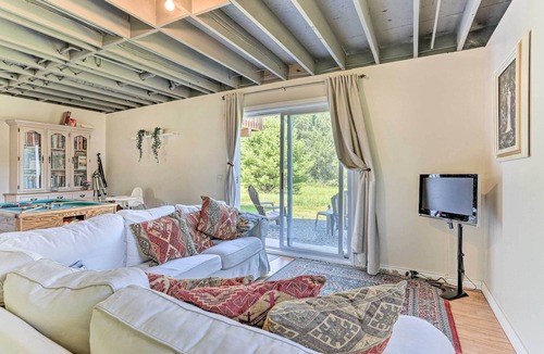 Narrowsburg House | Cochecton Getaway w/Pool Table + Fire Pit!