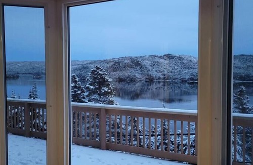 Placentia Ski Chalet | Cochrane Corner Guest House