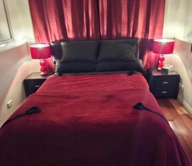 Cockatoo Hotel | Cock or Two Kink House