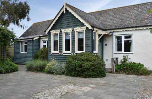 Middleton-on-Sea House | Cockle Cottage