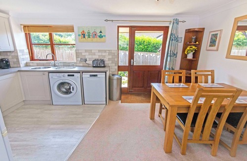 Croyde Cottage | Cockleshell Croyde | Sleeps 4 | By the Seaside