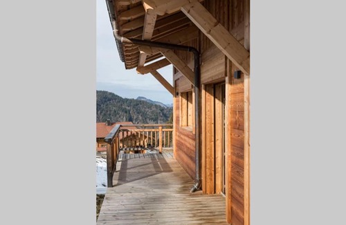 Araches-la-Frasse Ski Chalet | Coco Chalet