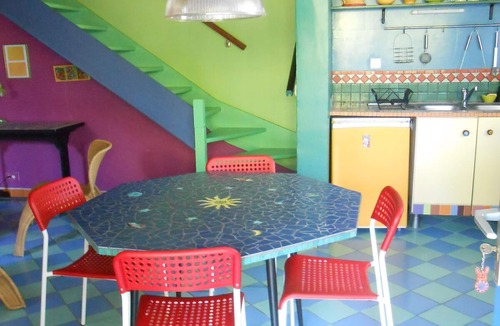 La Laupie House | COCO-colorful house vacation Drôme provençale -