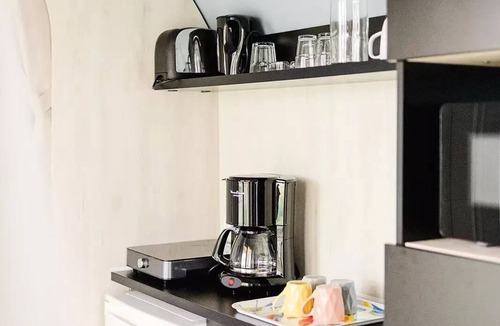 Chauche House | Coco Lodge 16m², (without private bathroom) sleeps 4