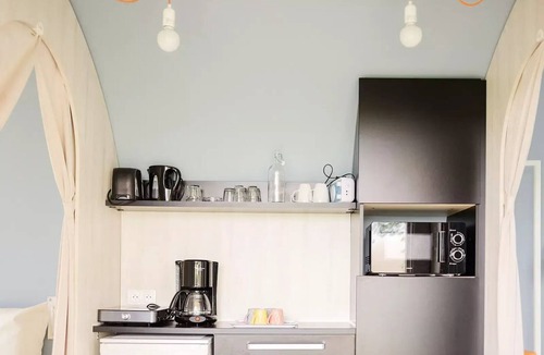 Chauche House | Coco Lodge 16m², (without private bathroom) sleeps 4