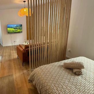 Joigny Apartment | Cocon Écorce & Mandarine