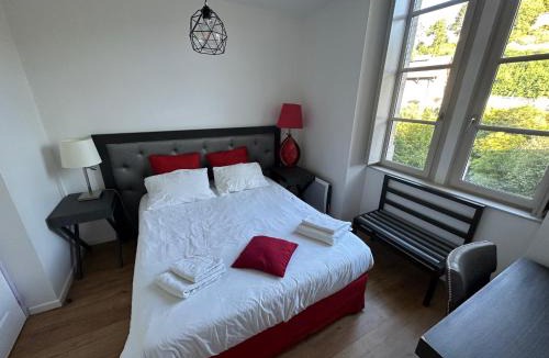Uzerche Apartment | Cocon au calme sur vezere