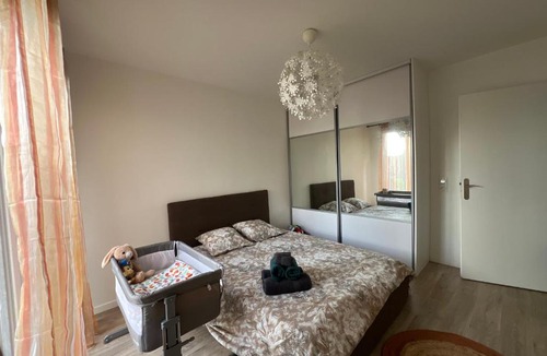 Bondy Apartment | Cocon avec petit jardin centre Bondy