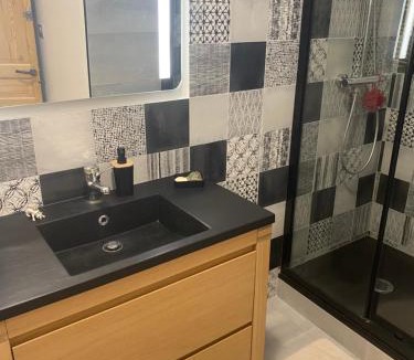 Anse Bed & Breakfast | cocon beaujolais