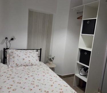 La Celle-sous-Gouzon Apartment | Cocon de bien être lumineux 10 min de Disneyland et Paris