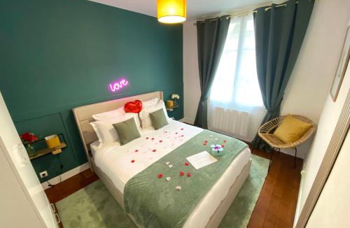 Centre Ville Apartment | Cocon de la Tour - Jacuzzi - Nuit Romantique