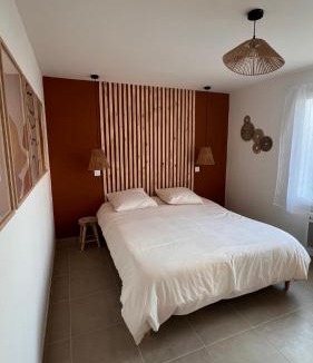 Aimargues Apartment | Cocon Design avec jardin privé