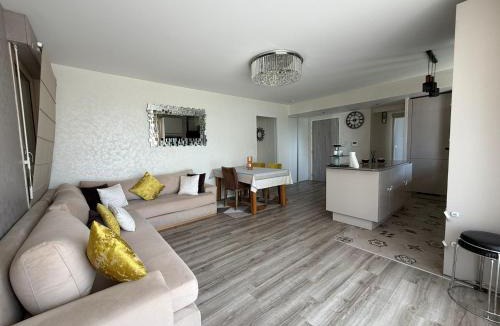 Universite Apartment | Cocon familial 2 ch à Nanterre