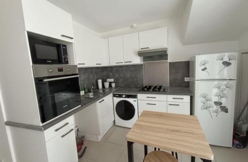 Salses-le-Chateau Apartment | Cocon lumineux avec cour privée