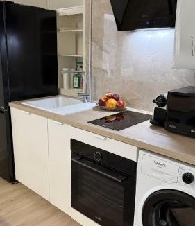 Quartier Chorier-Berriat Apartment | Cocon Lumineux Neuf 3 Chambres Fibre Balcon