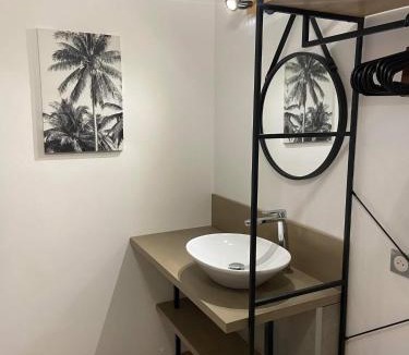 Andilly House | Cocon pour 2 avec jacuzzi