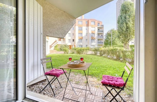 L'Hay-les-Roses Apartment | cocon roseraie