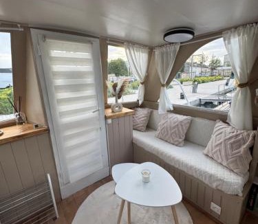 Montargis Boat Rental | Cocon sur l eau