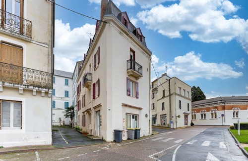 Neris-les-Bains Apartment | Cocon Thermal - Proche des Thermes