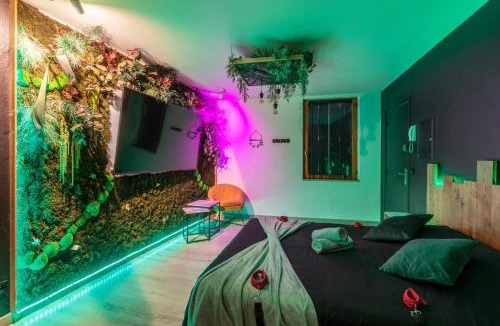 Montagnac Apartment | CoconRoom LEden Balnéo & Moment Unique à deux