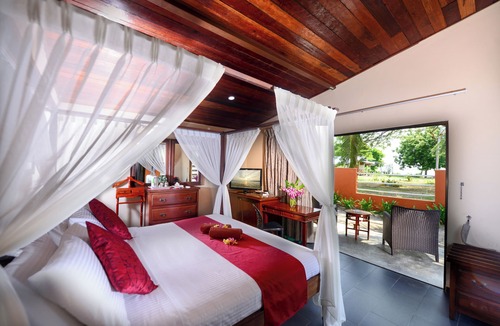 Kuala Teriang Hotel | Coconut Beach Villa Langkawi