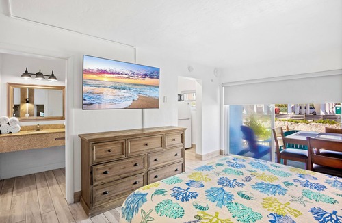 Marathon Hotel | Coconut Cay Resort & Marina