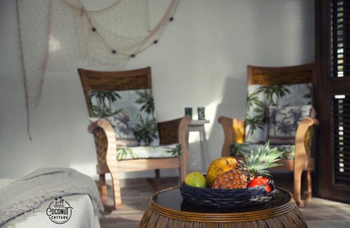 Costambar House | Coconut cottage