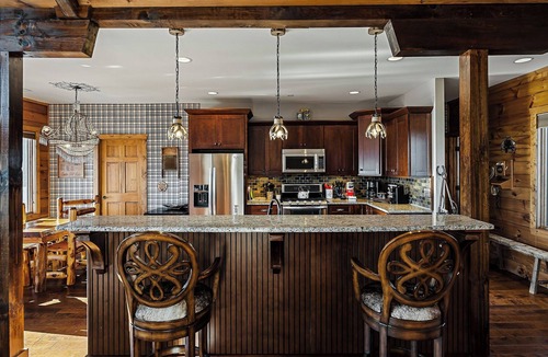 Smithville Cabin | Coconut Ridge Over Looking Center Hill