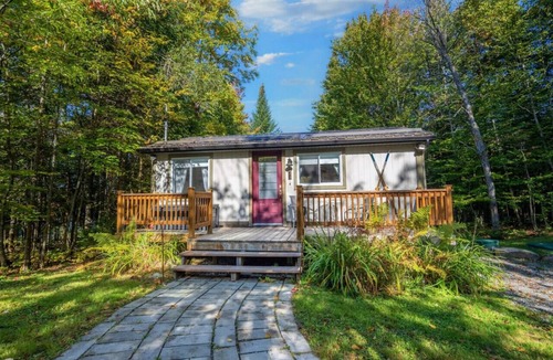 St-Adolphe-d'Howard Cabin | Cocoon des montages - Spa privé et bord de l'eau