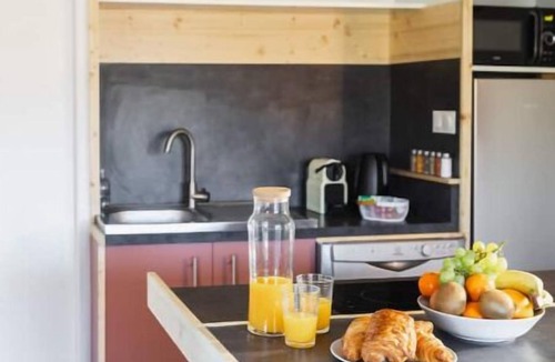 Saint-Bonnet-de-Chavagne House | Cocoon' House