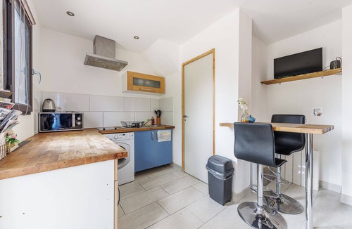 Blesignac Apartment | Cocoon in the woods