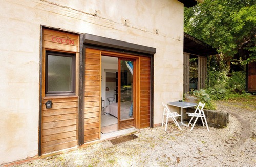 Blesignac Apartment | Cocoon in the woods