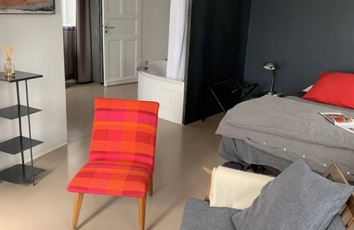 Methamis House | Cocoon room at Metafort