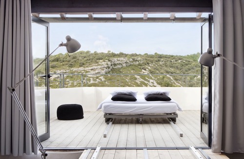 Methamis House | Cocoon room at Metafort