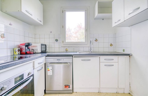 L'Hay-les-Roses Apartment | Cocoon rose garden