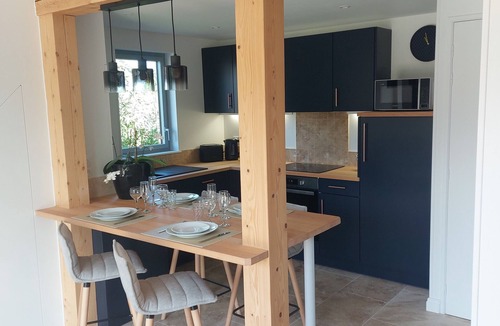 Longueil Cottage | Cocooning between sea and countryside