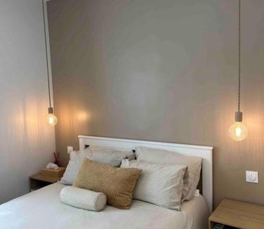 Batignolles Apartment | Cocooning & Cosy Apartment in Center Paris 17